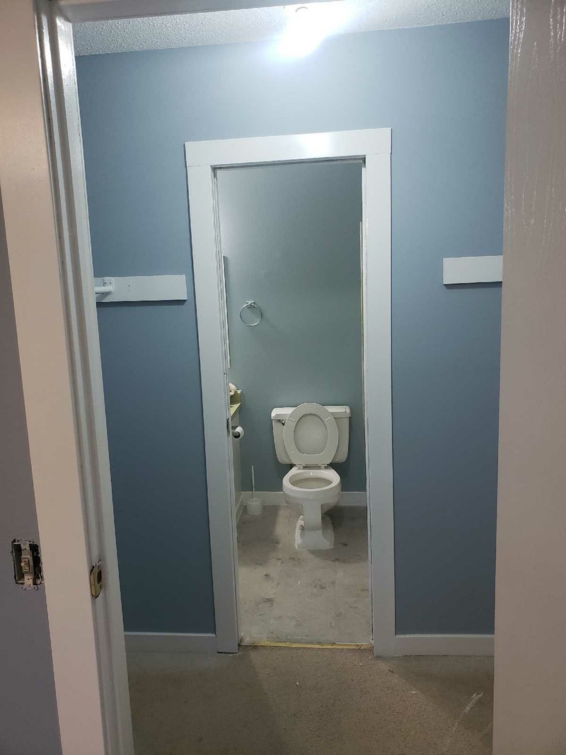 Freelance painter/ Sprayer 5879171437 Painters & Painting Calgary