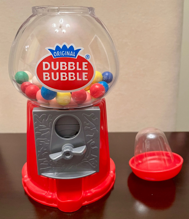 Original Dubble Bubble Gumball Machine in Toys & Games in Ottawa - Image 2