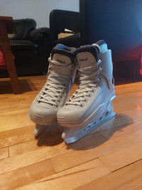 Patins à glace pour femme, taille 9.5 (EU 41)