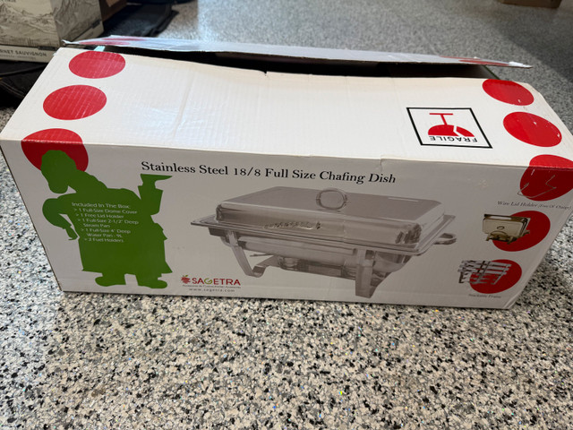 Stainless steel Chafing Dish (1) in Other in Strathcona County - Image 3