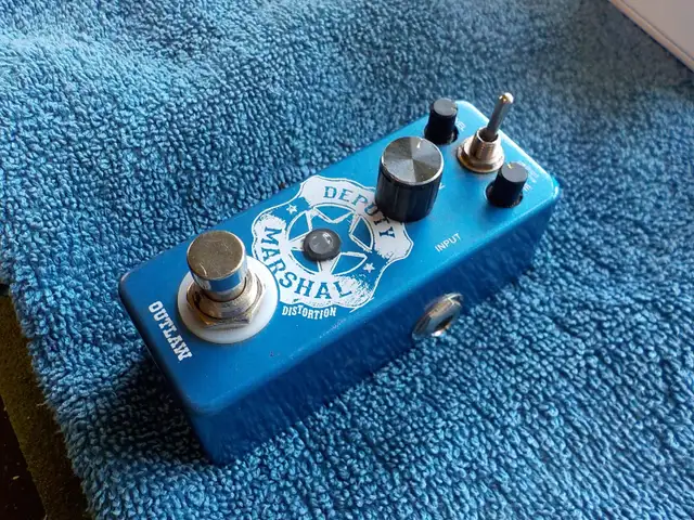 Digitech outlaw JHS in Amps & Pedals in West Island - Image 4