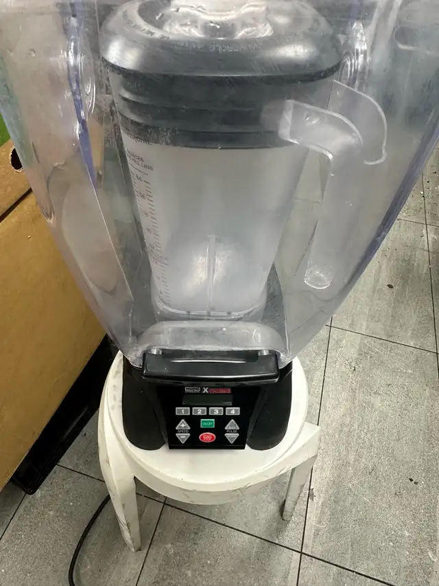 Waring Commercial Xtreme Blender w/ Sound Shield – Heavy Duty in Processors, Blenders & Juicers in Markham / York Region - Image 8