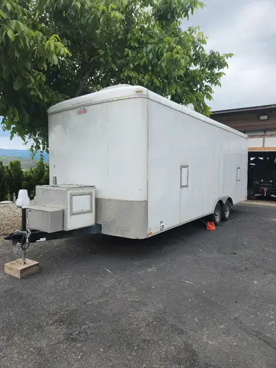 2011 8.5x22 ft Hunting Cargo Mate Enclosed Trailer. 2011. 2-3500lb axles. I custom ordered. Extras....