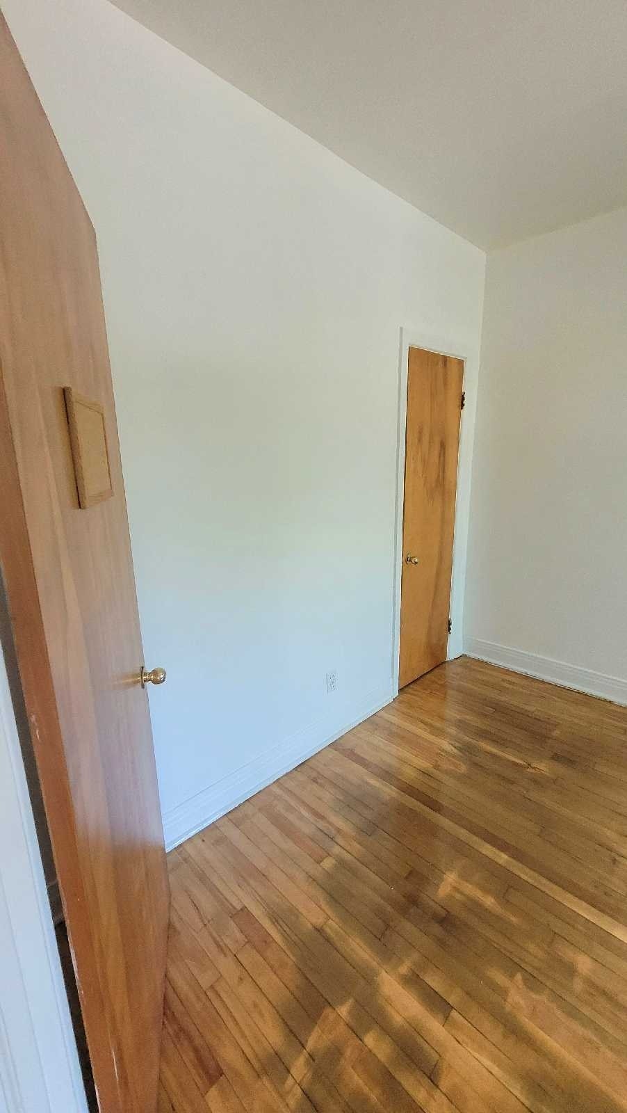 Private Bedroom for rent - Chambre privée à louer — photo 2