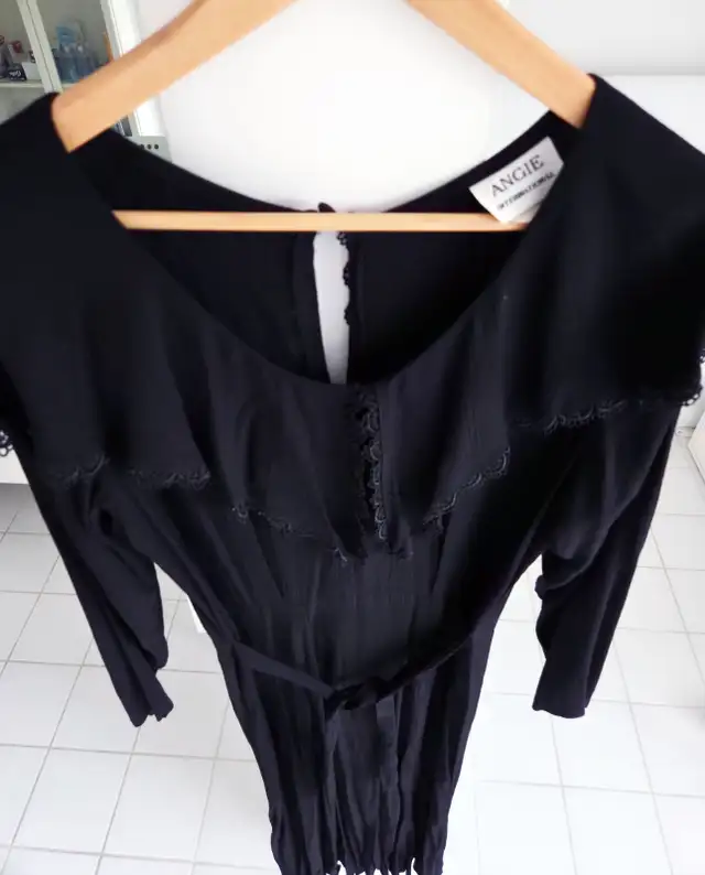 like-new 1990s ANGIE INTERNATIONAL full length dress (sz 8) in Women's - Dresses & Skirts in Ottawa - Image 3