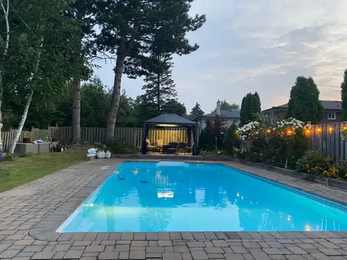 Resort style quality living in fully detached 4+1 bedroom, 2.5 washrooms with finished basement hous...