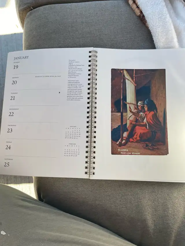 2025 Smithsonian Engagement Calendar  in Arts & Collectibles in Williams Lake - Image 4