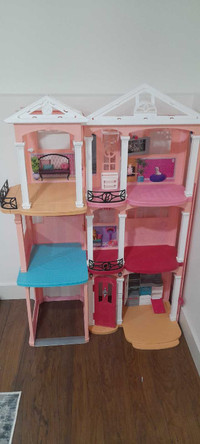 Barbie doll houses 