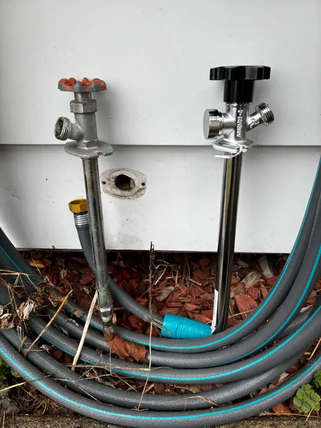 licensed plumber Available422963275828439044