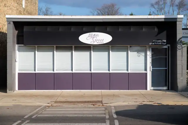 Furnished Treatment Room for Rent in Massage Clinic Petrolia