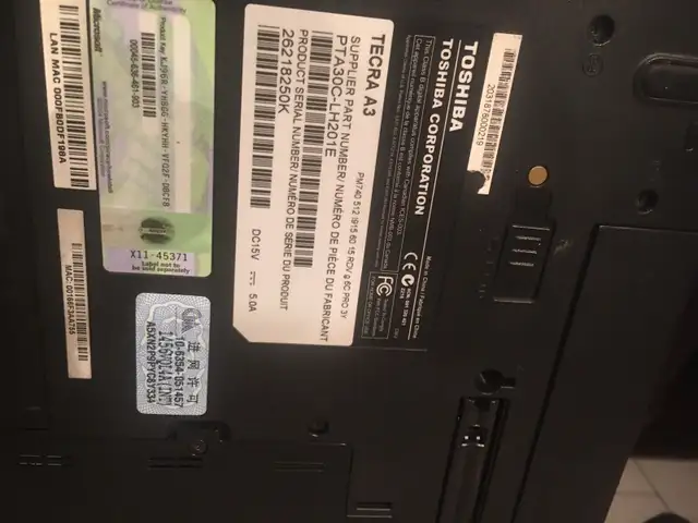 Toshiba Tectra A 3 Windows 7 pro Laptops $ 50.0062864744590595123