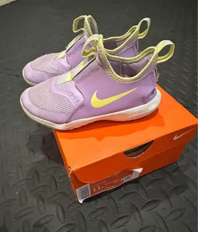 girls Nike shoes (11c), View more