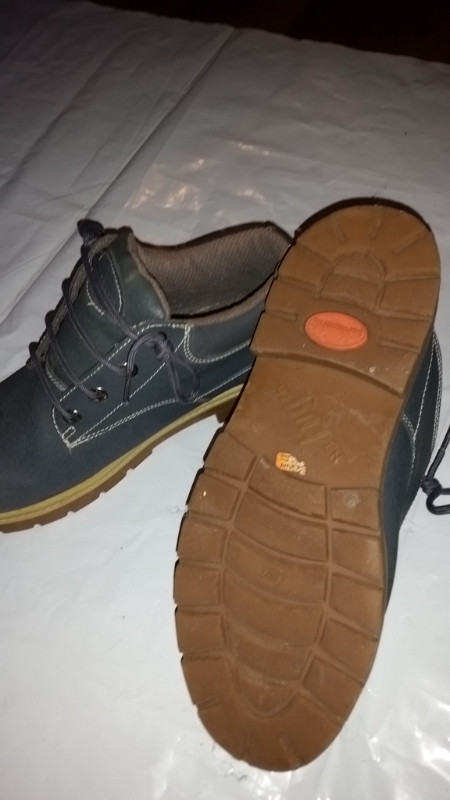 Pair of men's grey Lugs shoes in size 9 in Men's Shoes in City of Halifax - Image 2