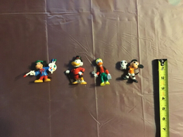 Figurines Mickey lot de 4 dans Art et objets de collection  à Laval/Rive Nord