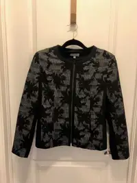 Laura Women's Blazer/Jacket (Size 6)