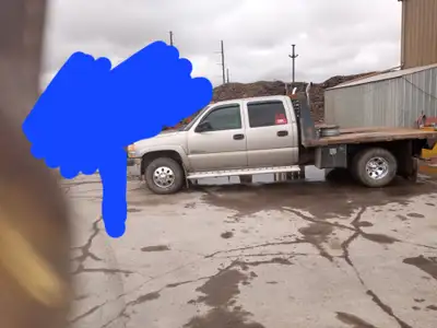 01 Duramax. Arp studded , new break pads all around, new rear rotors . Rebuild transfer case. New st...