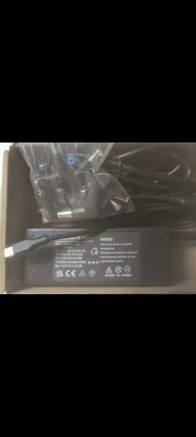 Laptop 100 Watts USB-C laptop plug, View more