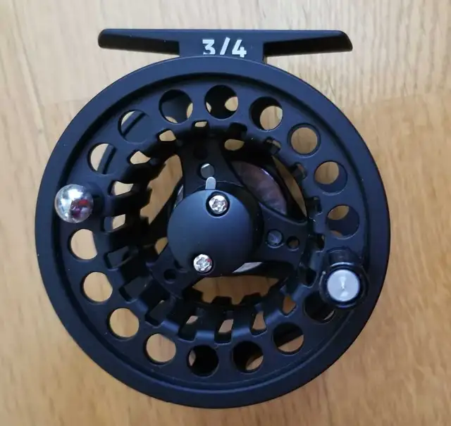 SF Large Arbor Fly Fishing Reel in Fishing, Camping & Outdoors in Mississauga / Peel Region - Image 3