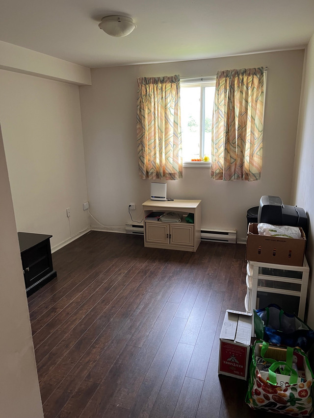 1 Bedroom Apartment for Rent in New Minas for Sept. 1st Long Term