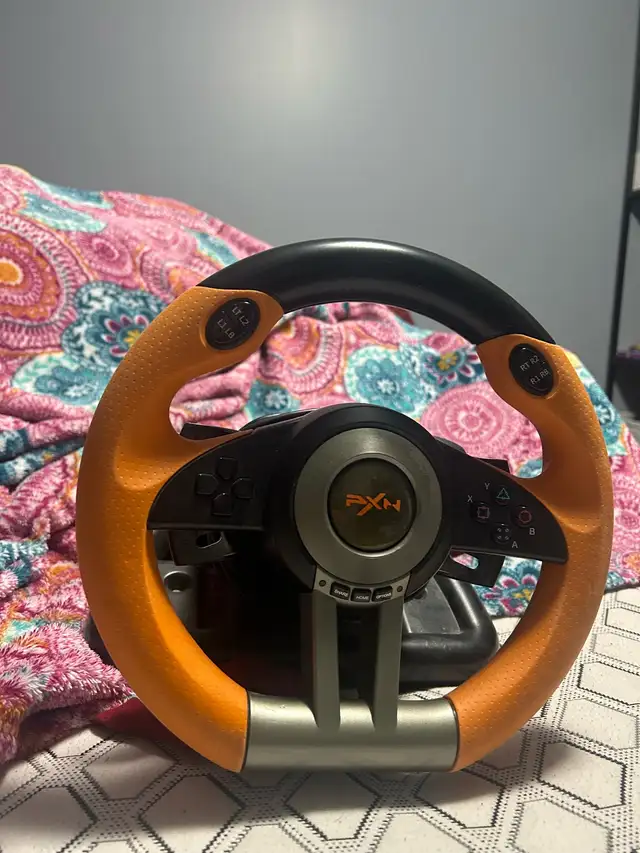 steering wheel for pc in PC Games in Longueuil / South Shore - Image 3