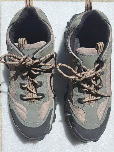 Men's heavy duty CAT brand shoes, size 13W., View more