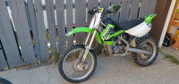 KX 100 dirtbike
