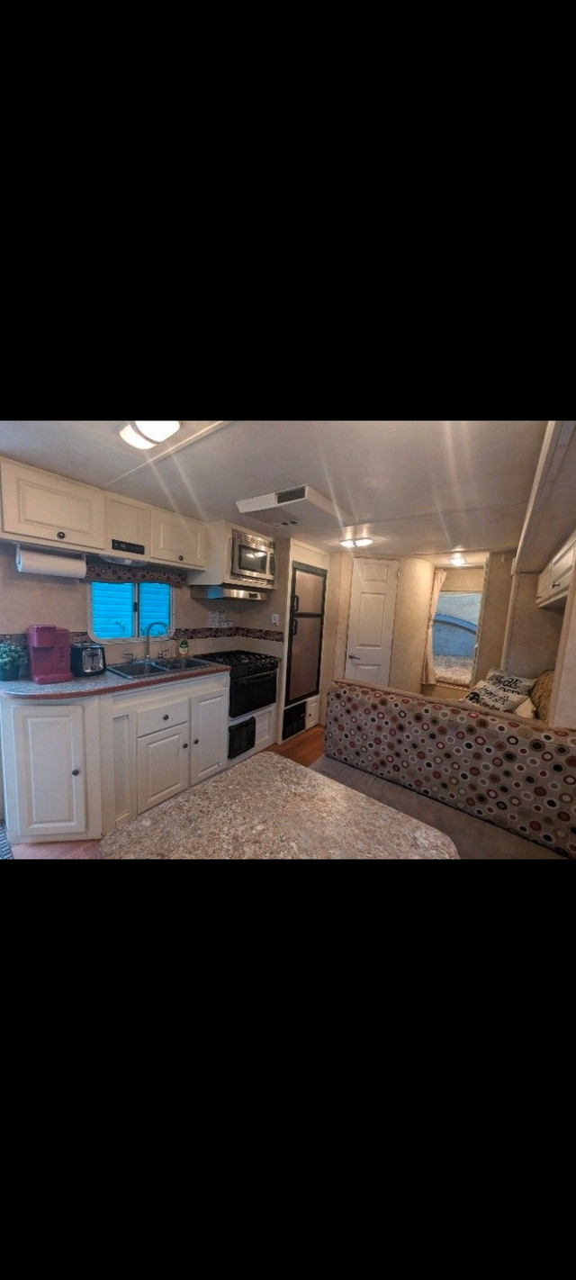 2011 shadow cruiser S-20HS SOLD PENDING PICKUP in Travel Trailers & Campers in Cole Harbour - Image 4