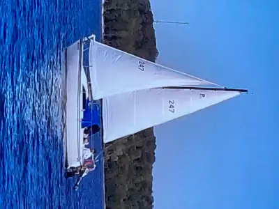 1990 Precision Sailboat, Retractable centre board, 15 hp Honda 4 stroke outboard motor , recently ov...