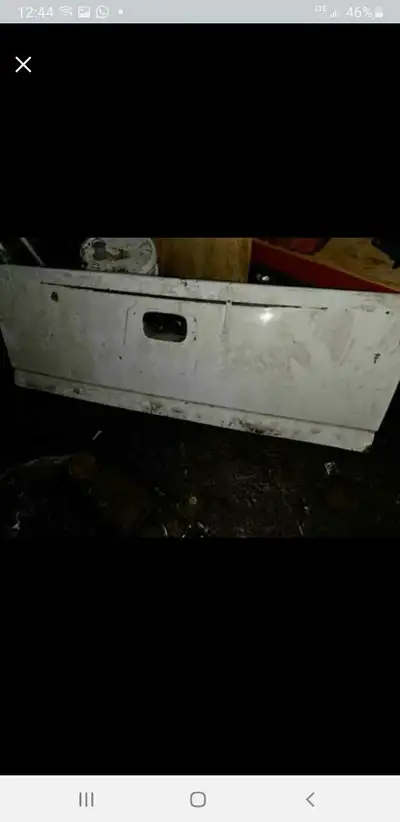Off a 05 duramax In decent condition could use a clean up and some paint. Very minimal surface rust...