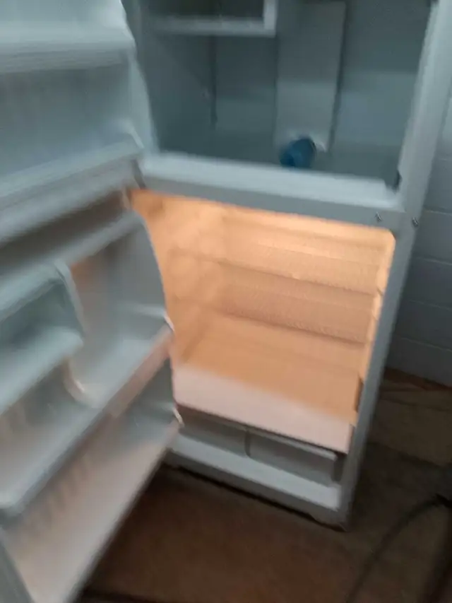 cheap fridges $120 each  in Refrigerators in Kitchener / Waterloo - Image 6