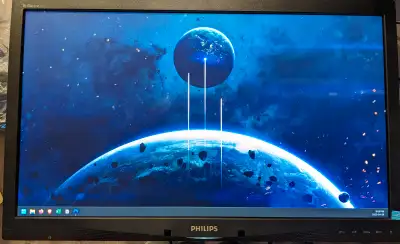 Price is per monitor. Buy 4 for 40$ and Ill deliver in Ottawa region. Selling multiple 23 inch 1080p...