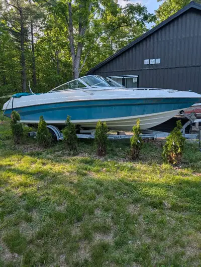 1996 Cobia Bow Rider 21 ft. Rebuilt 350 Chevy motor paid $4500 for motor Yamaha out drive With bikin...