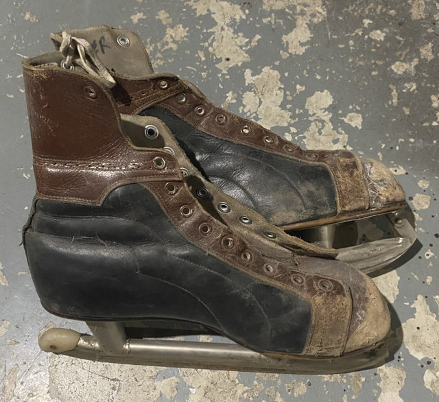 Vintage Men's Hockey Skates - Two Pair for $20 in Skates & Blades in London - Image 3