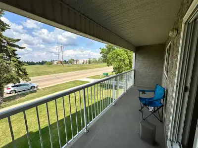 Lease takeover July1st- Near Century park LRT - 1bhk