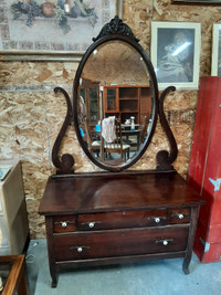 Lowboy dresser with bevelled mirror 