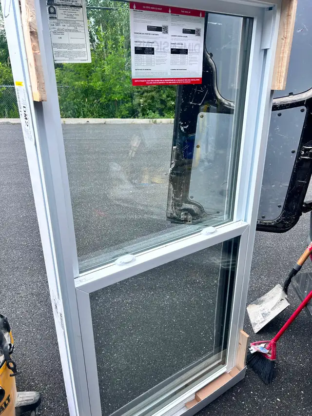 Double-Hung Windows417524228953876482
