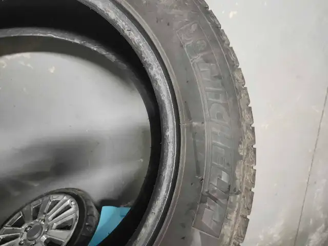 Michelin Latitude X Ice. 235/60/18R in Tires & Rims in Kitchener / Waterloo - Image 3