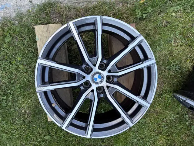 Bmw 18" 780m Style Rims OEM in Tires & Rims in Hamilton - Image 2