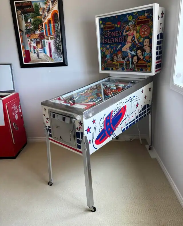 pinball machine in Toys & Games in Oakville / Halton Region - Image 3