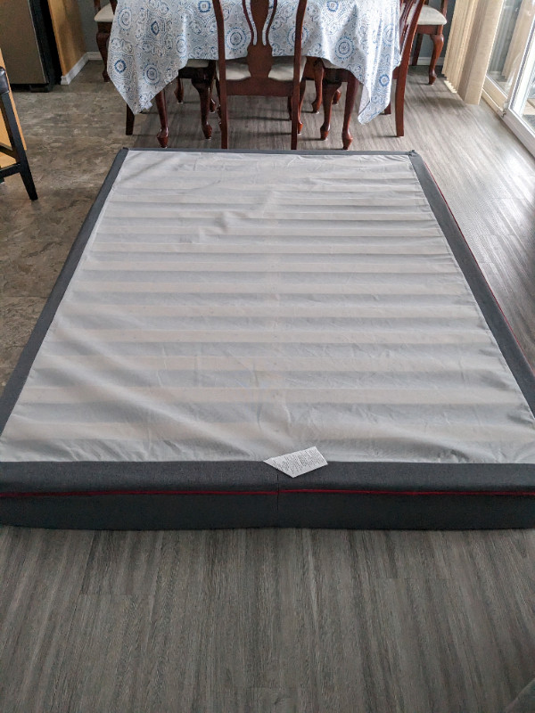 Box spring in Beds & Mattresses in Quesnel - Image 3
