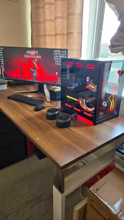 Hi there I got almost Fully Gaming Desktop for sale the following are specs. Cpu Intel Core i7-12700...