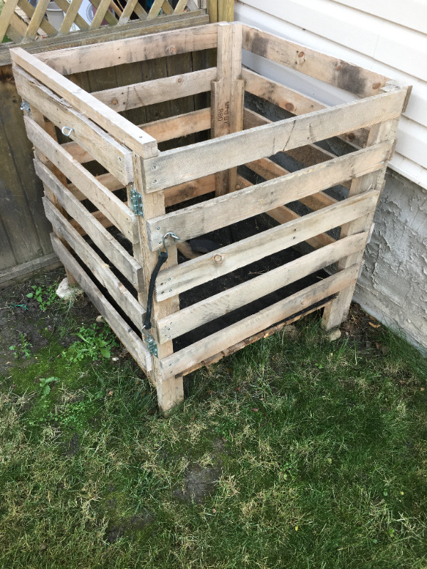 Wooden Compost Box in Outdoor Tools & Storage in Red Deer