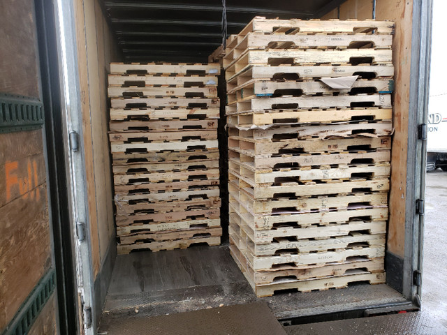 Real Top Dollar $$ 48x40 Pallets $3  in Other Business & Industrial in Mississauga / Peel Region - Image 2