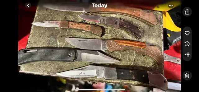 collectors pocket knives  make a offer    in Arts & Collectibles in Ottawa - Image 2
