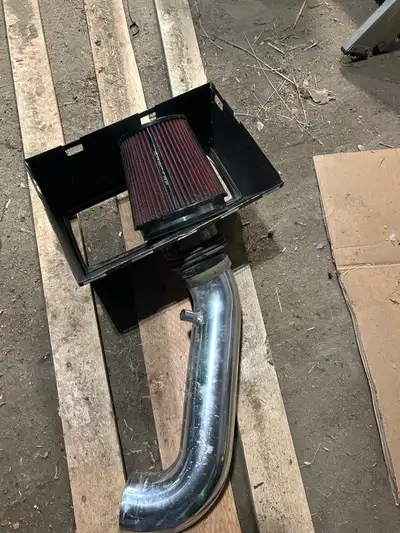 Aftermarket parts off of a 2016 ram 1500 all in good condition Afe air intake Aries push guard Light...