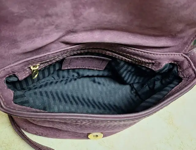 Vintage Coach 4946 - Sonoma - Crossbody Bag (8.75 x 6 x 3.5"). in Women's - Bags & Wallets in London - Image 9