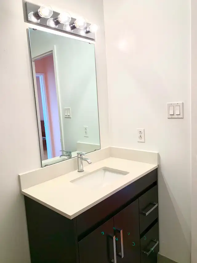 Fully Furnished rooms for females near Fairview Mall/Don mills in Room Rentals & Roommates in City of Toronto - Image 4