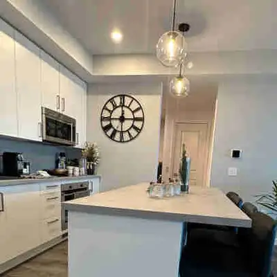 Live in Luxury!