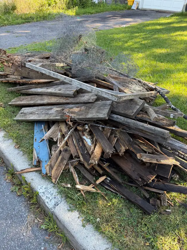 K&S Junk Removal in General Labour in Ottawa - Image 4