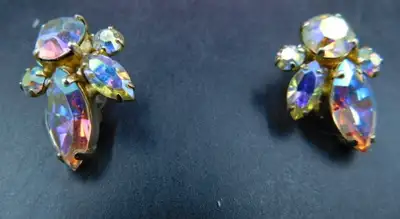 jUST A NICE PAIR OF MARKED SHERMAN SHAPED EARRINGS TEARDROP STYLE. very reflective stones. pictures...